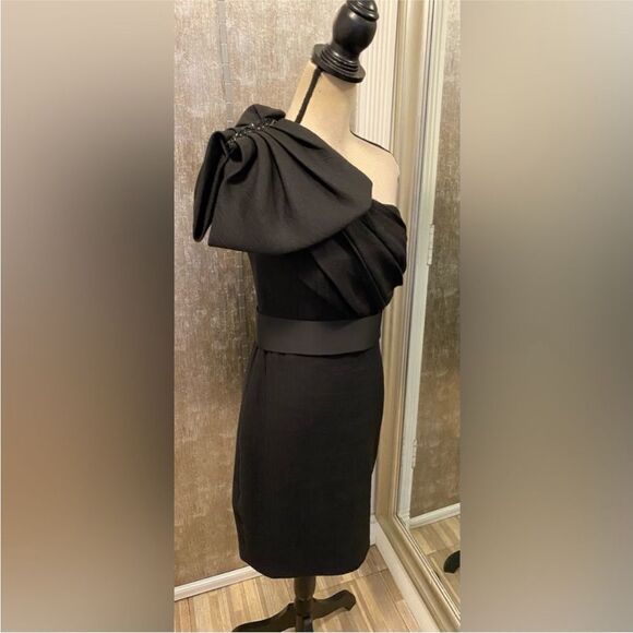 Marchesa Notte Elegant Black One-Shoulder bow detailed miniDress, US4 - Picture 1 of 12